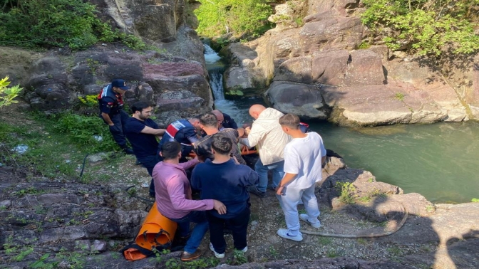 16 Yaşında Genç, Paşa suyunda boğuldu