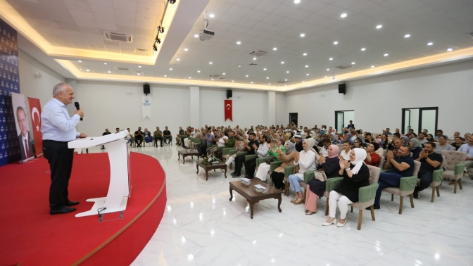 Abdurrahman Uzun’a Derince’de Yoğun İlgi