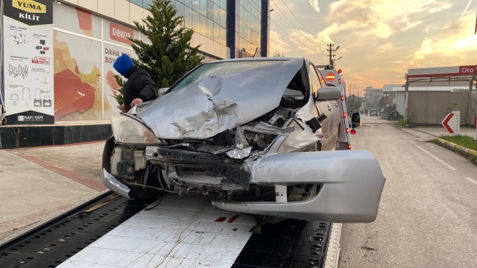 Başiskeledeki kazada 3 kişi yaralandı