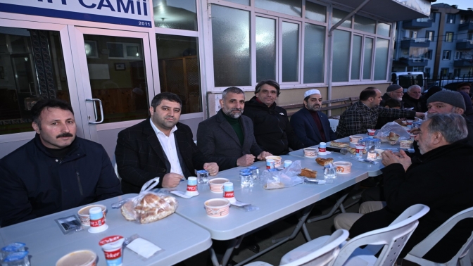 Başkan Kocaman Mahalle İftarlarına Konuk Oluyor