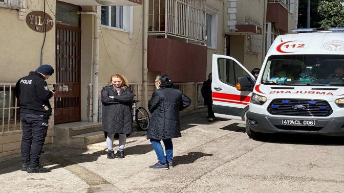 Bir haftadır haber alınamıyordu, evinde ölü bulundu