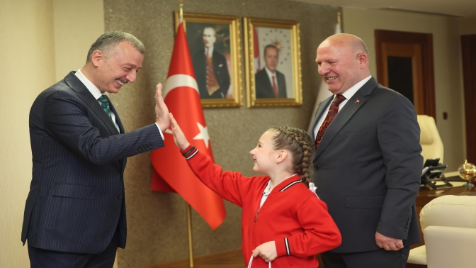 Çocuk Bayramı’nda Başkan Damla oldu