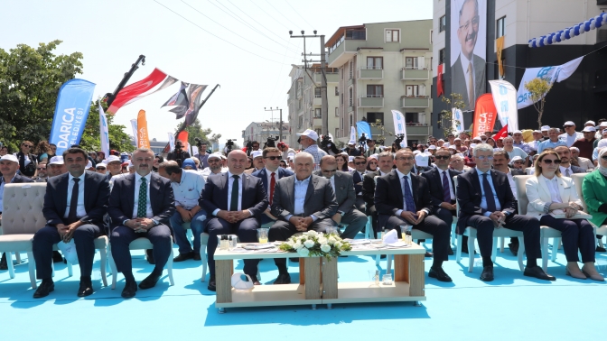 Darıca’da görkemli tapu dağıtım töreni