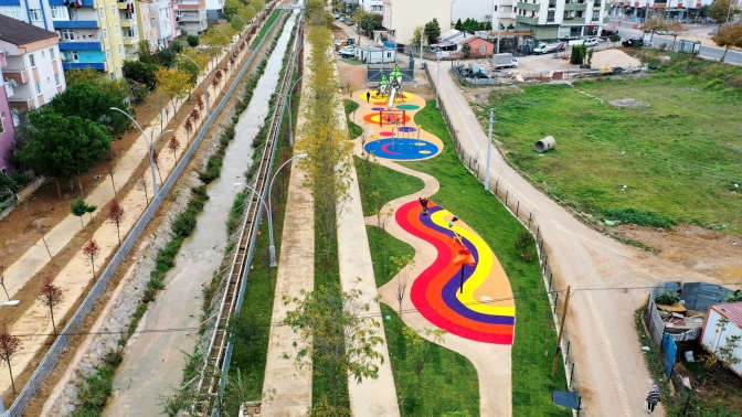 Sıra Söğütler Deresi’nde yürüyüş yolu yapılıyor