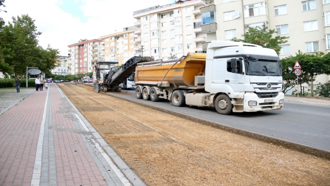 Dicle Caddesi Büyükşehir eliyle yenileniyor