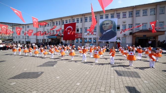 Dilovası’nda 23 Nisan Coşkuyla Kutlandı