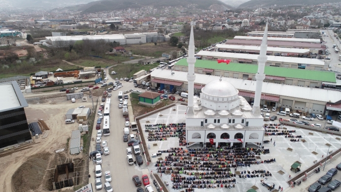 Gölcük Yeni Sanayi Camii İbatede Açıldı