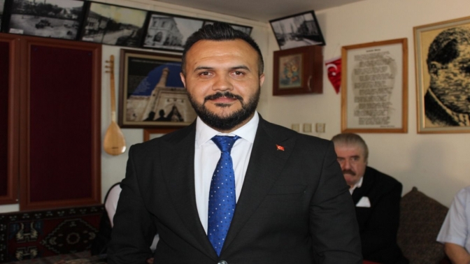 Kadir Zortaş 6 oyla Sivaslıların yeni başkanı oldu