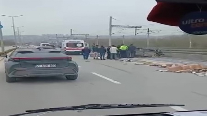 Kağıt toplayıcısının kullandığı motor yan yattı