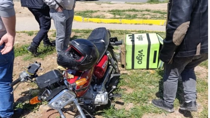 Kamyon ile çarpışan motosikletin sürücüsü yaralandı