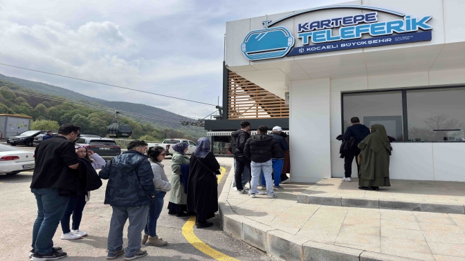 Kartepe Teleferik bayram tatilinde yoğun ilgi gördü