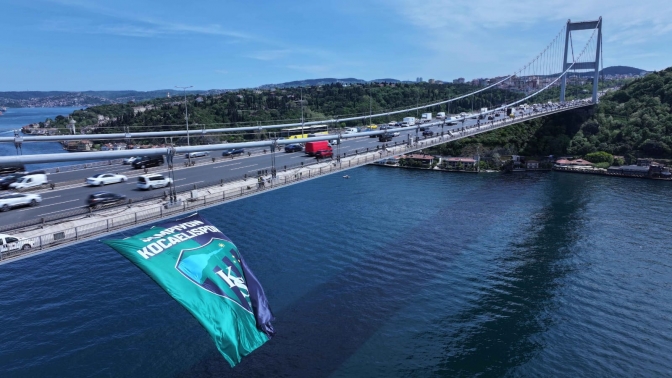 Kocaelispor Bayrağı, İstanbul Boğazı’nda