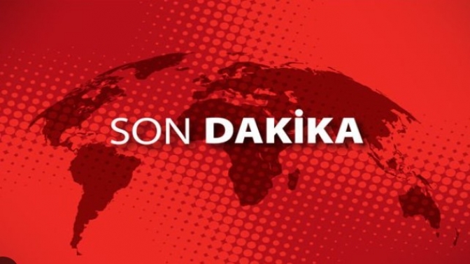 Panikleyen 23 kişi yüksekten atlayarak yaralandı