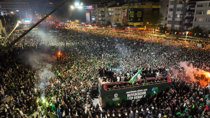 Şampiyon Kocaelispor