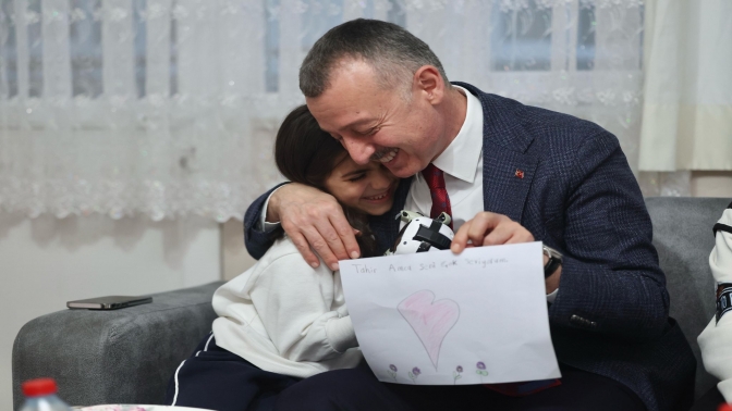 Tahir Amca seni çok seviyorum