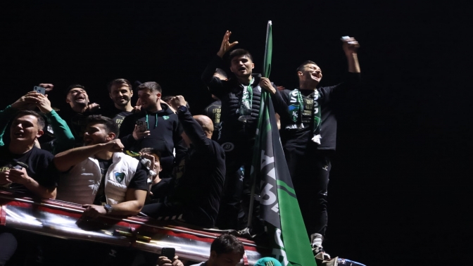 Taraftara armağan olsun