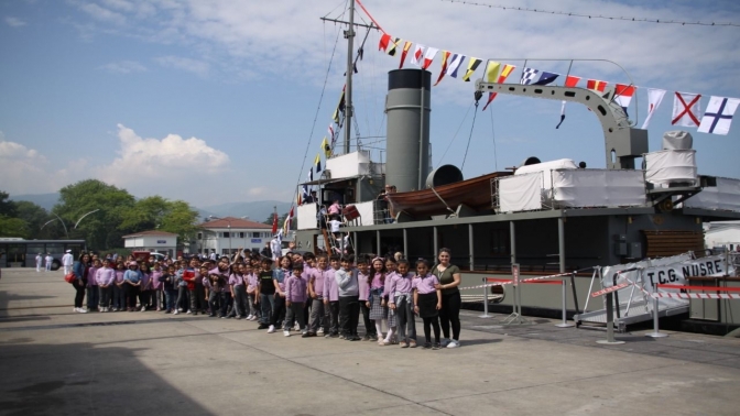 TCG Nusret Gemisine ilgi yoğun