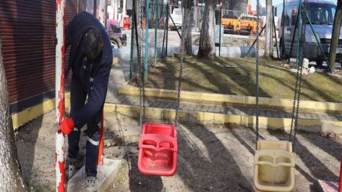 Tepebaşı Köyü çocuk parkı bakımdan geçti