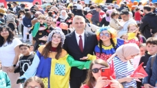 Gölcüklü Çocuklar 23 Nisan Coşkusunu Doyasıya Yaşadılar