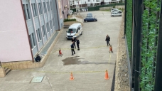 Gölcük'te 4'üncü katından düşen liseli ağır yaralandı