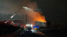 Kocaeli'de geri dönüşüm fabrikasında yangın