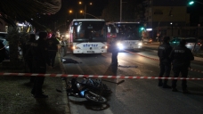 Motosikletli sürücüye yolcu otobüsü çarptı 1 kişi öldü