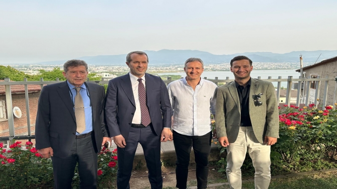 Efsaneler Geçmişi Yad Etti