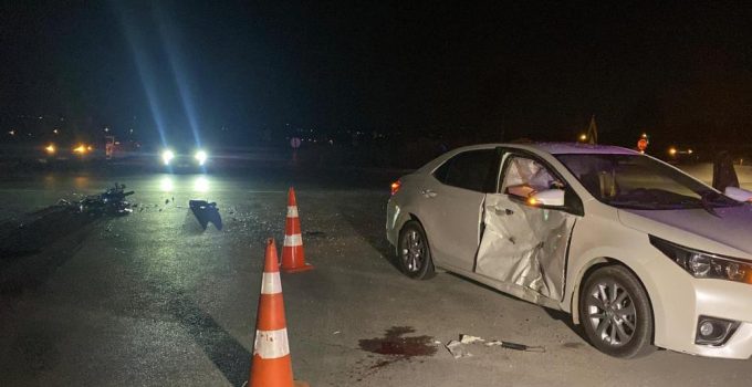 İzmit’te Otomobil ile Motosiklet Çarpıştı: 1 Ölü, 2 Yaralı