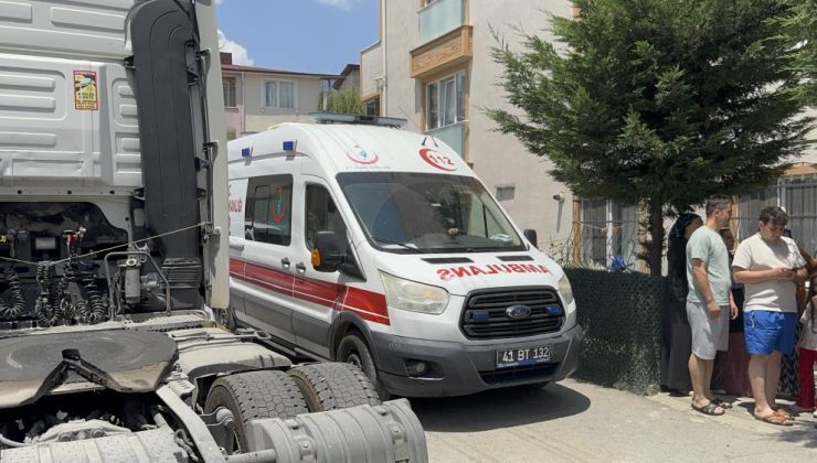 Gebze’de Bıçaklı Kavga: 2 Kardeş Yaralandı, 1 Polis Memuru Hafif Şekilde Yaralandı