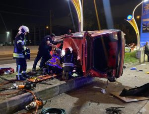 Başiskele’de Feci Kaza: Otomobil Takla Attı, Sürücü Ağır Yaralandı