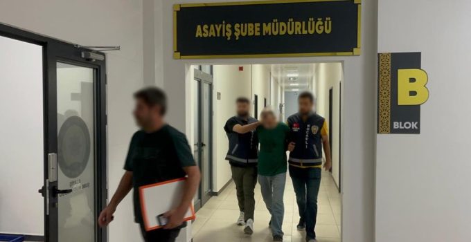 İzmit’te Hırsızlık Zanlısı Yakalandı