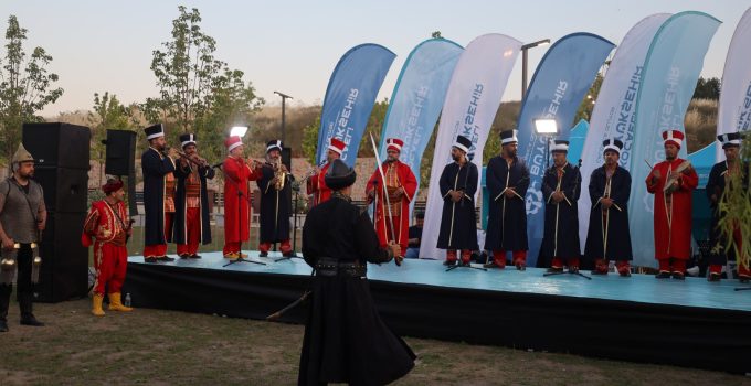 Derince Sağlıklı Yaşam Parkı’nda müzik dolu akşam