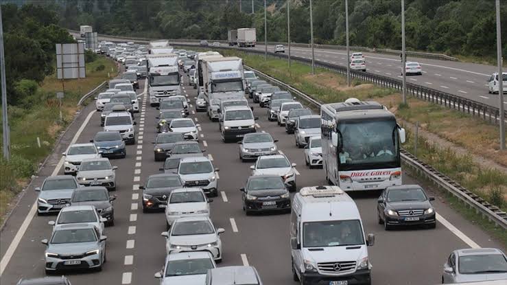Araçlarda ÖTV Düzenlemesi Komisyondan Geçti