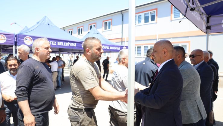 Başkan Söğüt personelle bayramlaştı