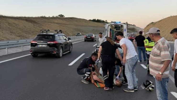 Kandıra Yolunda Motosiklet Sürücüsü Köpeğe Çarpıp Yaralandı