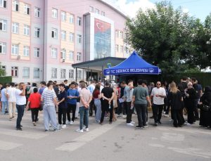 Derince Belediyesi, YKS’de de Öğrencilerin Yanındaydı