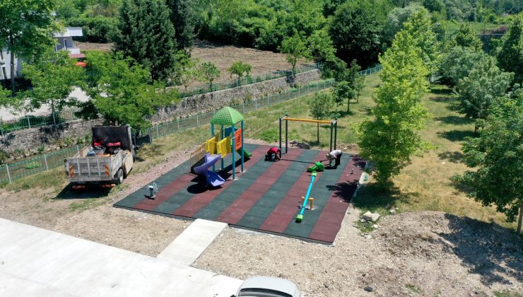 Başiskele’de Çocuk Parkları Yenileniyor