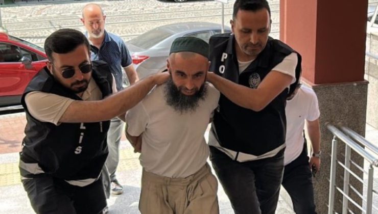 Okul Bahçesine Kılıçla Girip Atatürk’e Hakaret Etti – TUTUKLANDI!