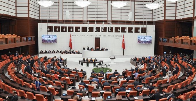 Kocaeli Milletvekilleri Meclis Lokantasında zehirlendi!