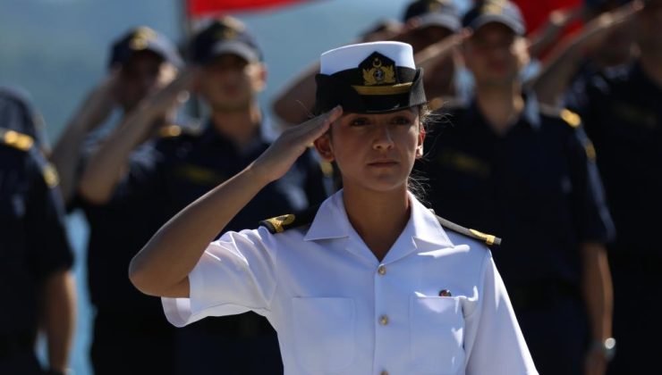 Mavi Vatan’da Kadın Subayların Gururlu Görevi
