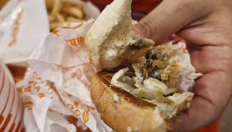 Popeyes İzmit’te Küflenmiş Tavuk Hamburger Skandalı