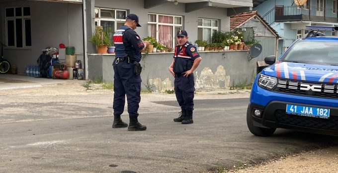 İzmit’te Akaryakıt İstasyonundaki Tartışma Kanlı Bitti: 5 Yaralı