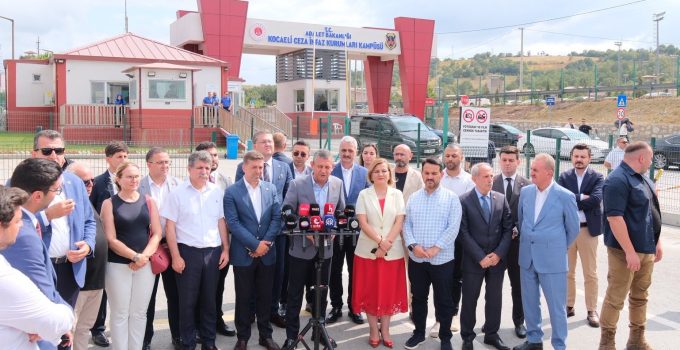Özgür Özel Kandıra Cezaevi’nde Konuştu: “Erdoğan Yenemediğini Tutsak Ediyor”