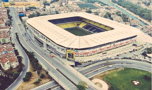 Kocaelispor’dan Fenerbahçe maçı için bilet açıklaması yapıldı.