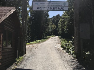 Kuzuyayla’da Yol ve Yönlendirme Sorunları Ziyaretçileri Zorluyor