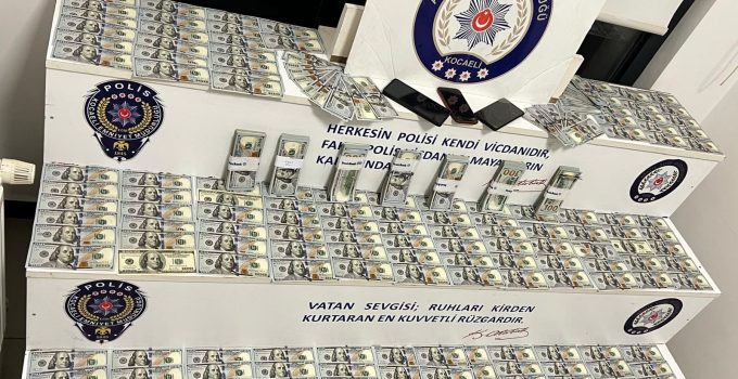 Kocaeli’de “Polisiz” Diyerek Dolandırdılar