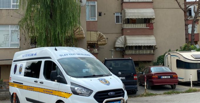 22 Yaşındaki Genç, Gölcük’teki evinde ölü bulundu
