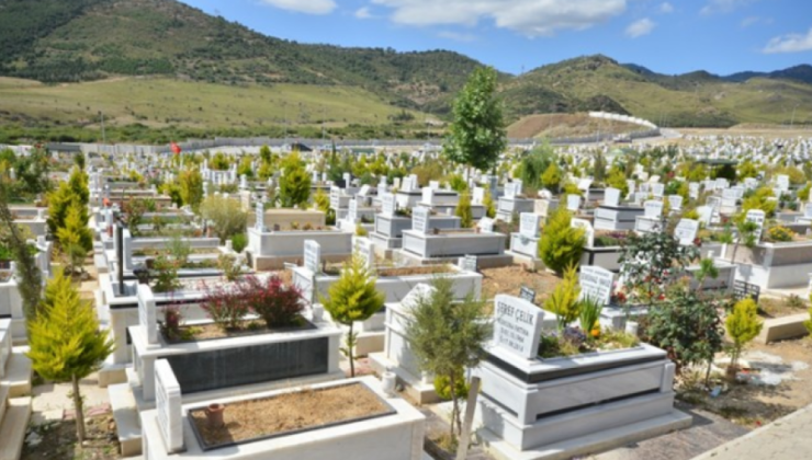 Polis, Babasının Mezarında İntihara Kalkıştı