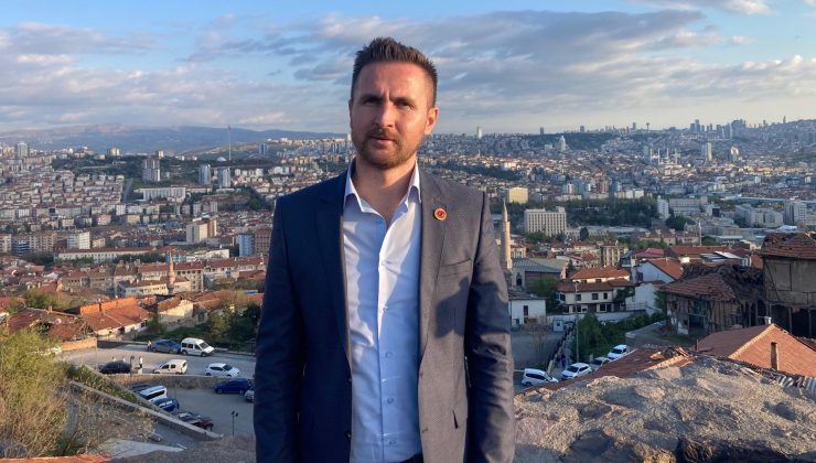 İzmit Yassıbağ Muhtarı Görevden Uzaklaştırıldı