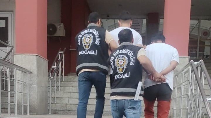 İzmit’te iş yeri kurşunlama şüphelilerinden biri tutuklandı